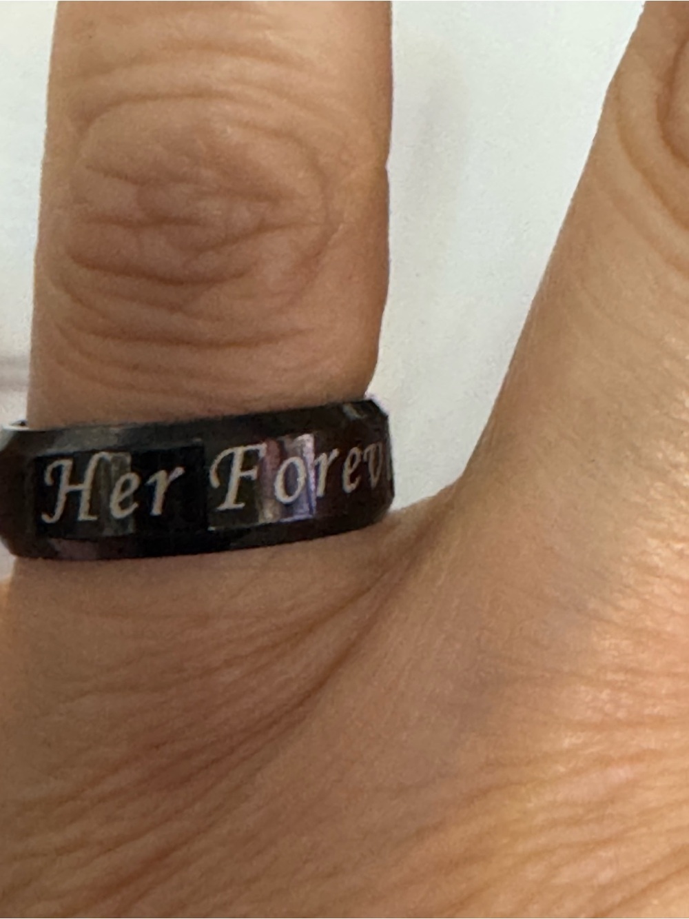 Source Unknown Black Mens Ring with Engraved "Her Forever"
